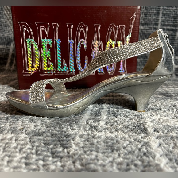 Delicacy high heels - Picture 3 of 8